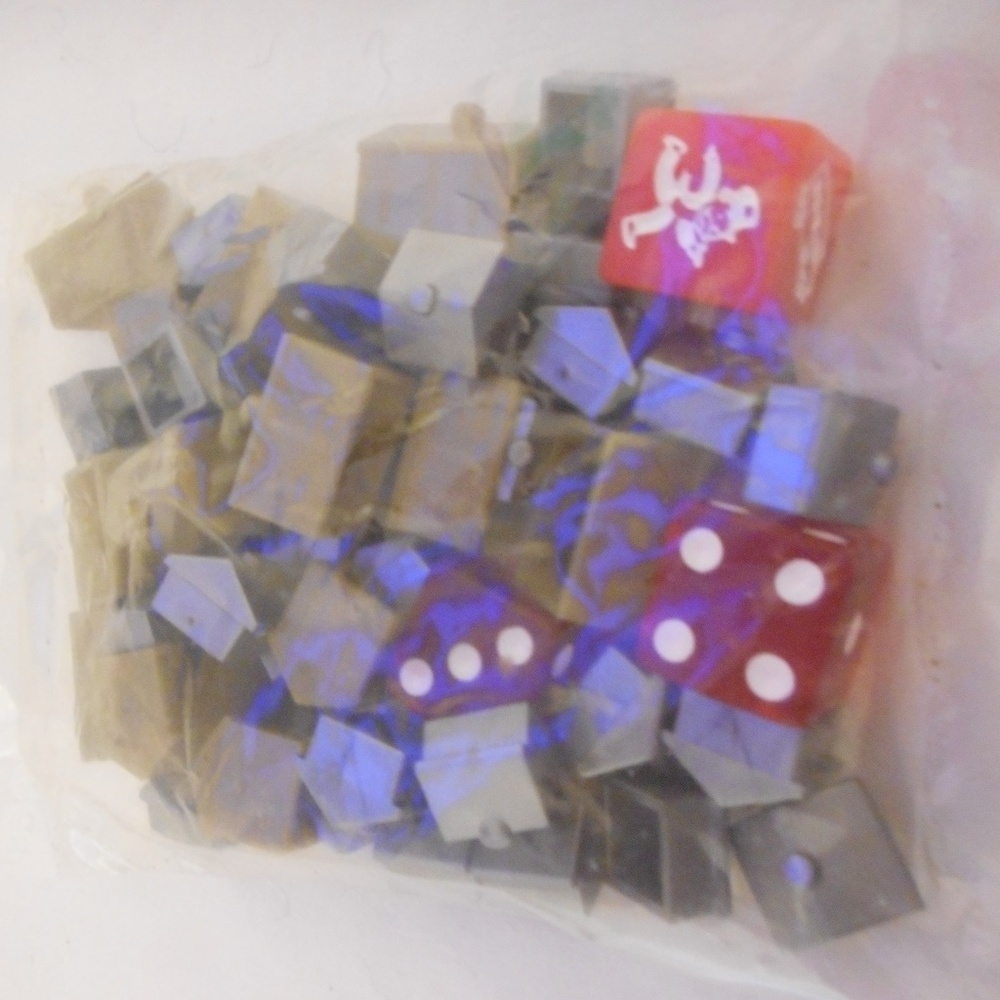 NIB Monopoly Championship Replacement house / dice